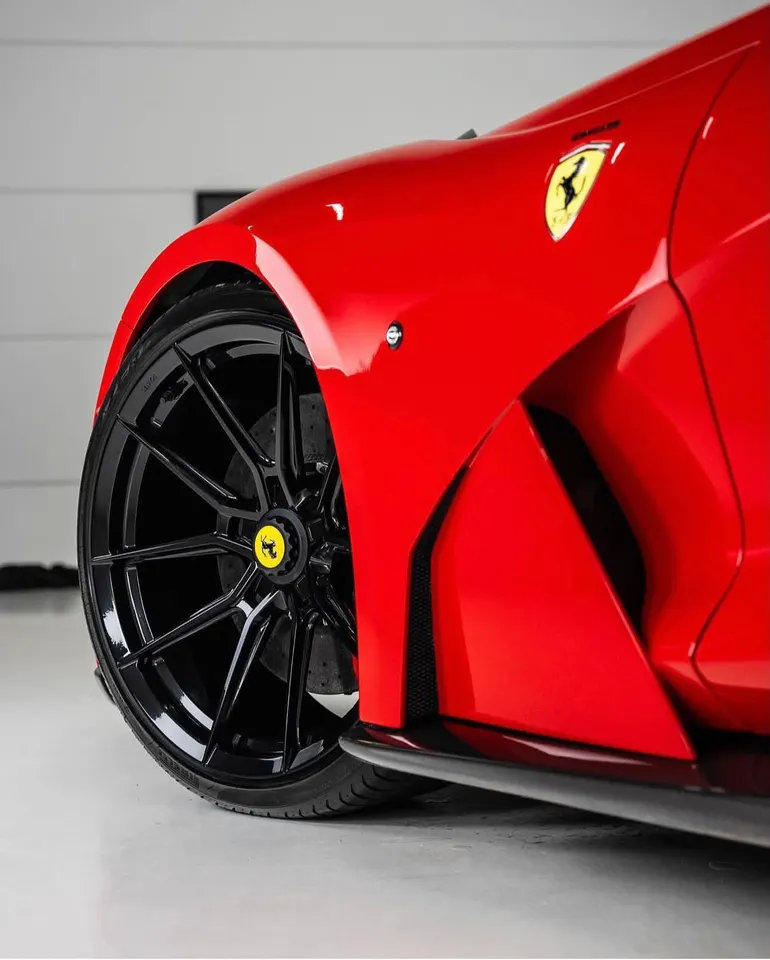 Ferrari  812 superfast  Novitec N-Largo